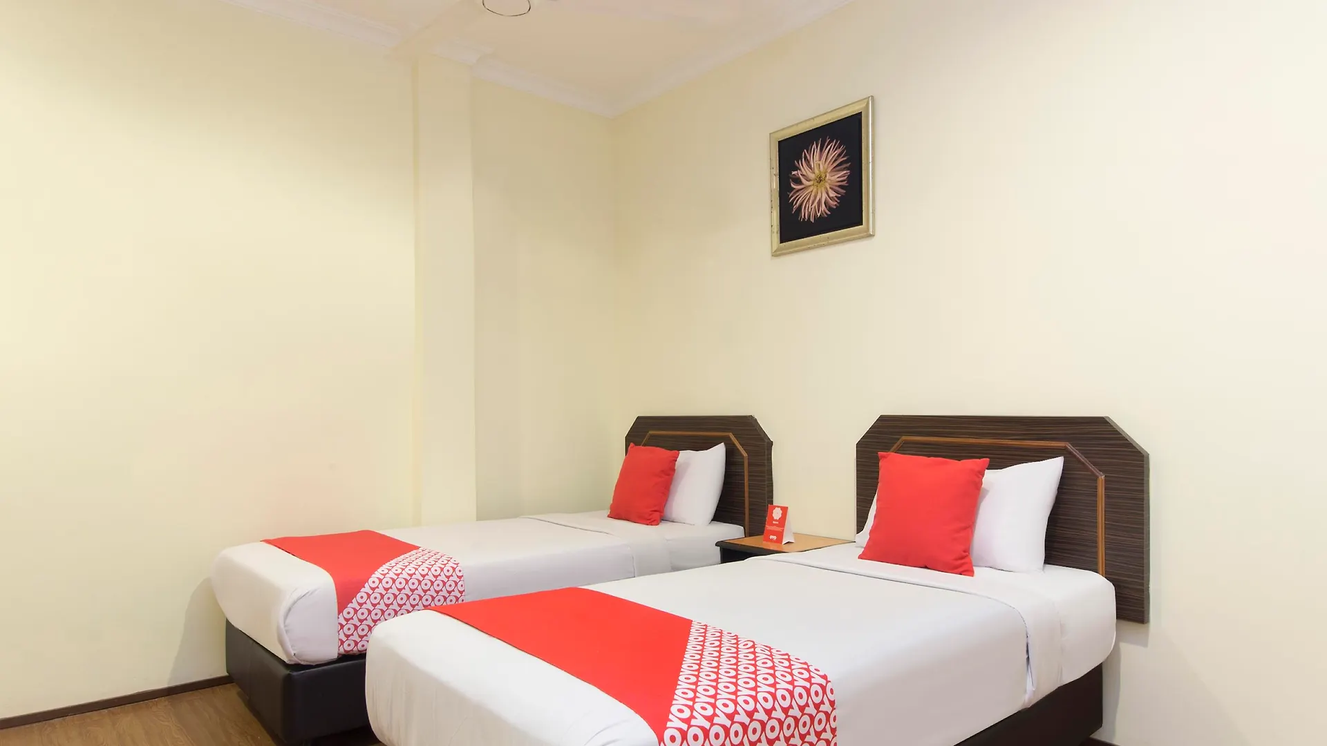 Oyo 327 Buddys Hotel Kuala Lumpur
